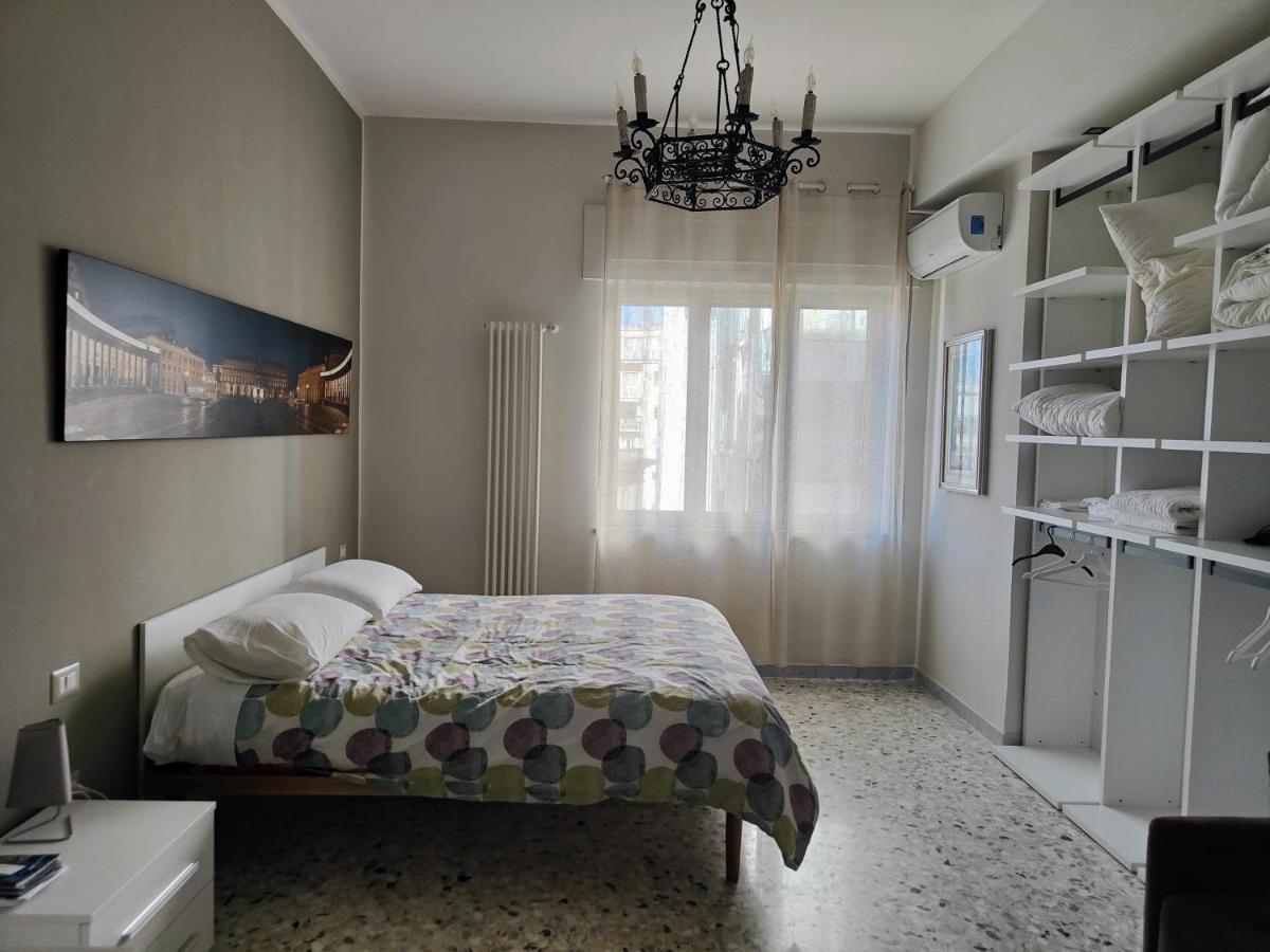 La Dimora Dell'Avvocato Appartement Napels Buitenkant foto