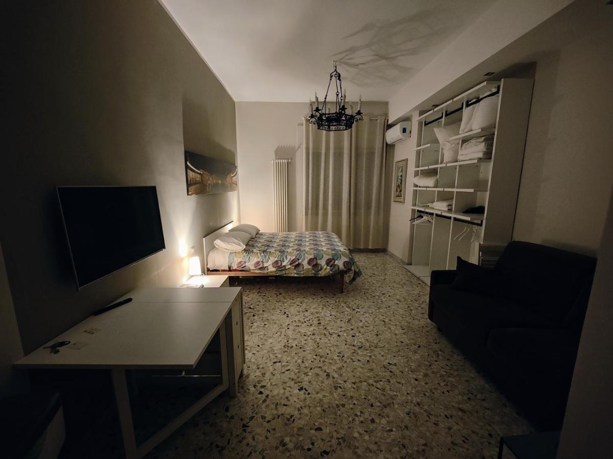 La Dimora Dell'Avvocato Appartement Napels Buitenkant foto