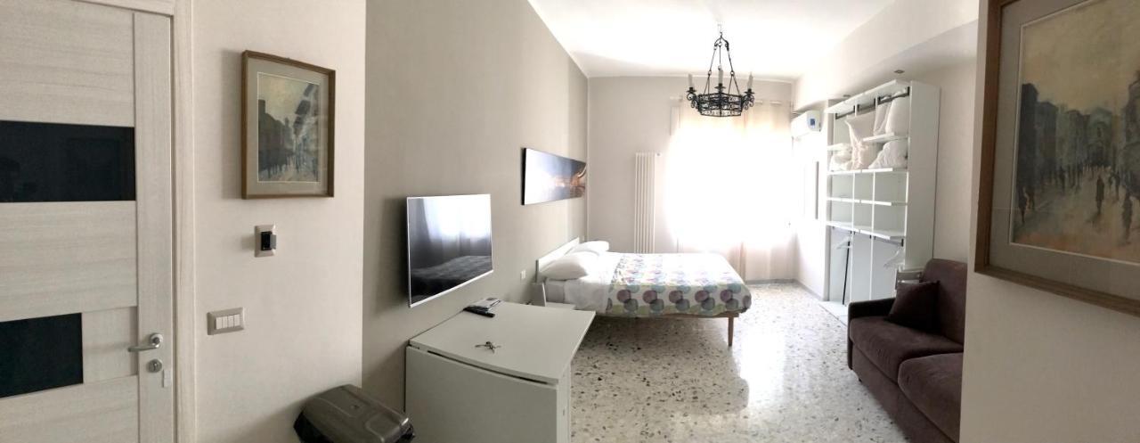 La Dimora Dell'Avvocato Appartement Napels Buitenkant foto