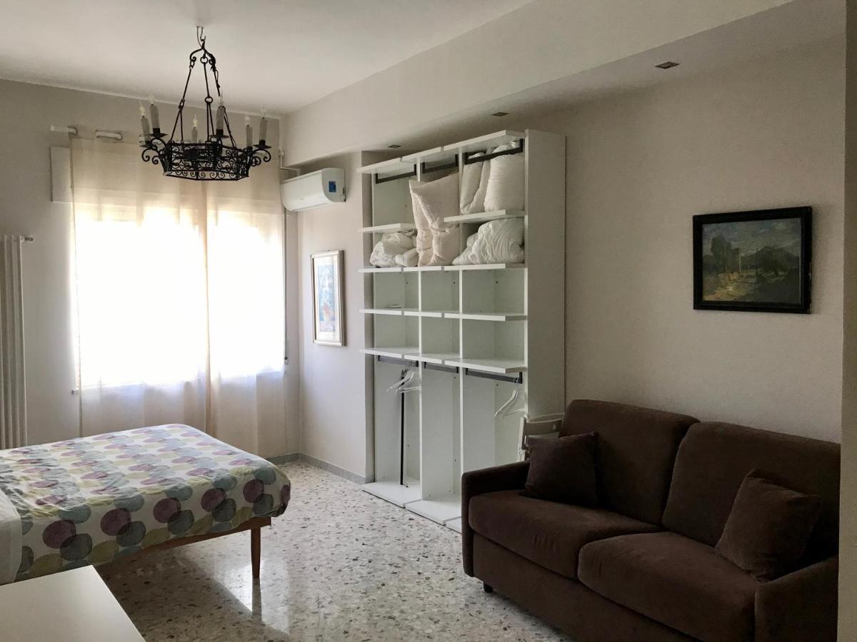 La Dimora Dell'Avvocato Appartement Napels Buitenkant foto