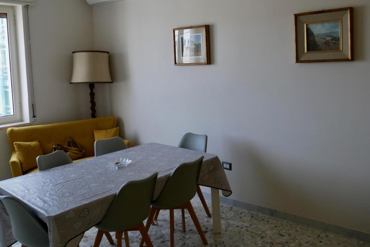 La Dimora Dell'Avvocato Appartement Napels Buitenkant foto